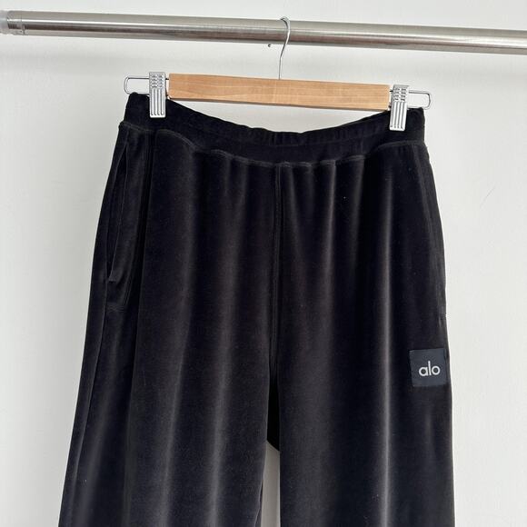 Alo Yoga Velour Pants Womens Medium Velour Wide Leg Velvet Sweatpants Lounge - Picture 1 of 6